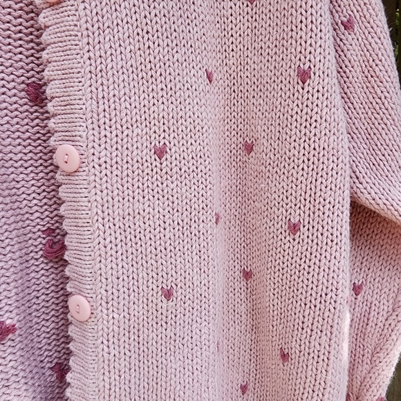 Vintage Embroidered by Hand sweetheart sweater - Picture 5 of 10